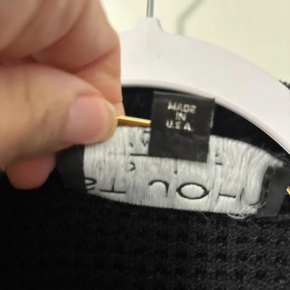 St. John Couture by Marie Gray Black Tweed Crop Sweater Jacket Cheetah Collar 2 - Picture 10 of 11